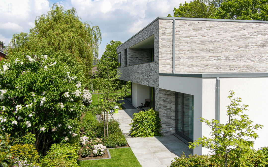 Wohnhaus mit Büro